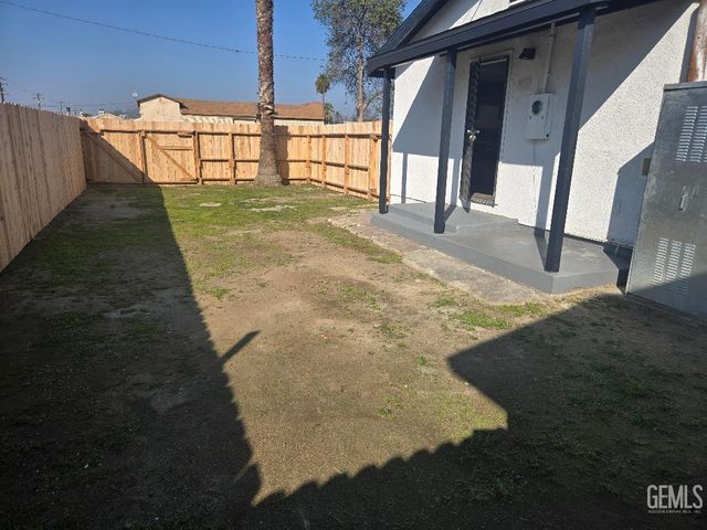 529 Main Street, Delano, CA 93215