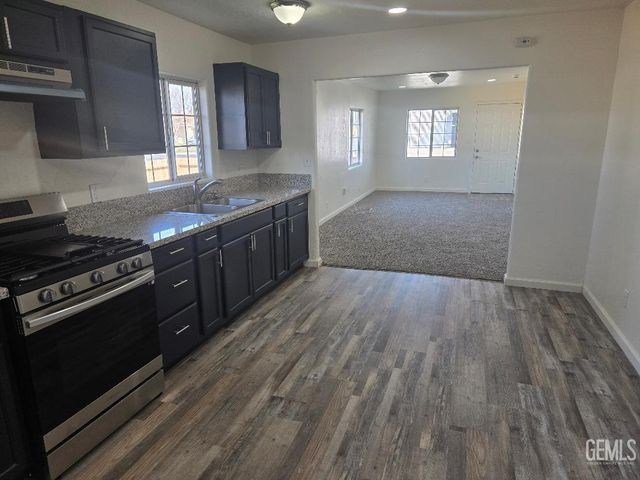 529 Main Street, Delano, CA 93215