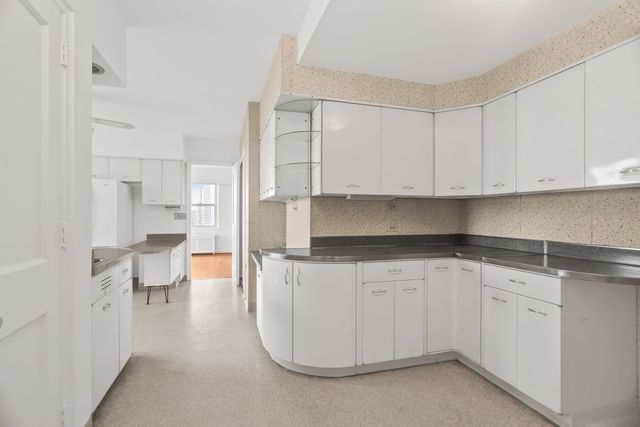 5555 N Sheridan Road 1503, Chicago, IL 60640