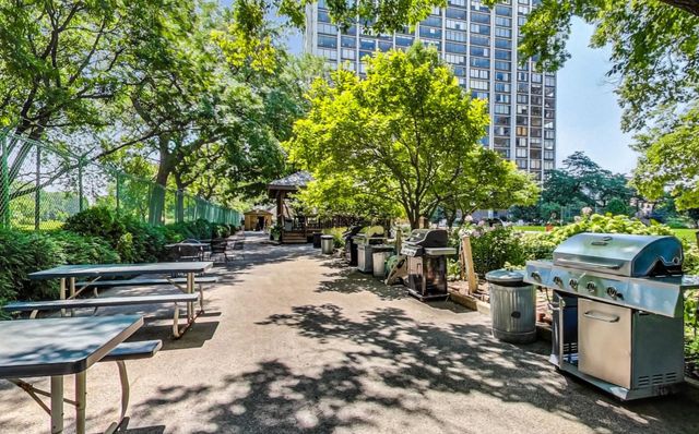 5555 N Sheridan Road 1503, Chicago, IL 60640