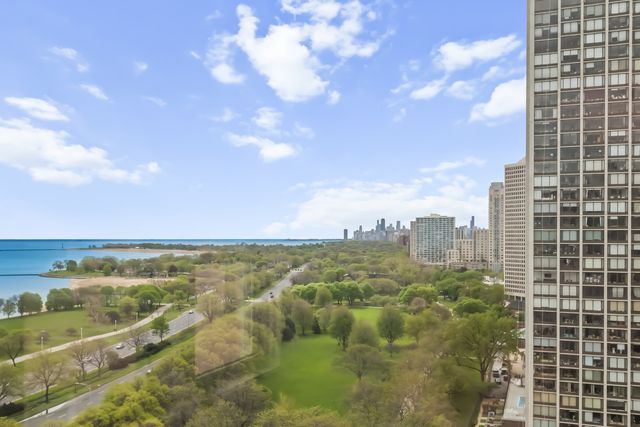 5555 N Sheridan Road 1503, Chicago, IL 60640
