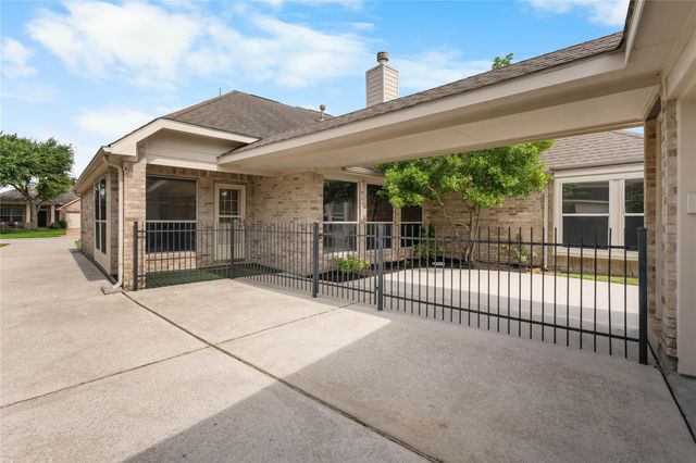 18634 Summercliff Lane, Tomball, TX 77377