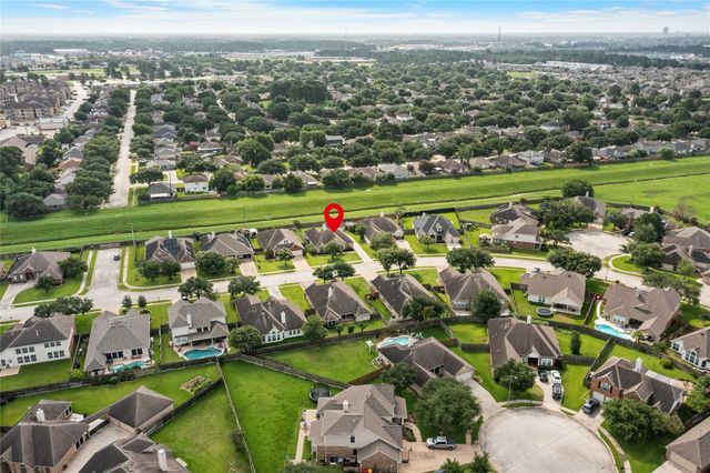 18634 Summercliff Lane, Tomball, TX 77377