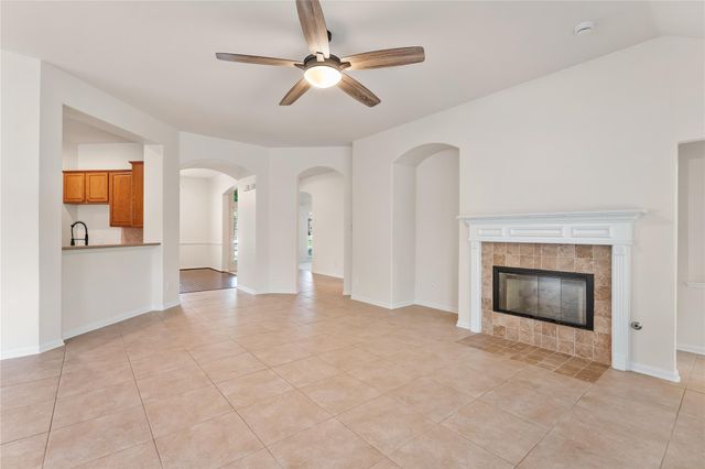 18634 Summercliff Lane, Tomball, TX 77377