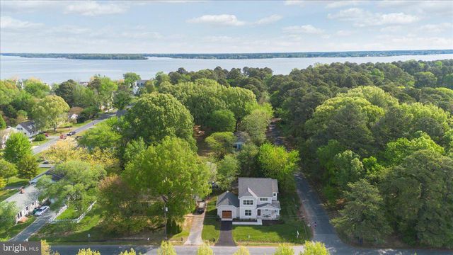 807 RADCLIFF AVE, Saint Michaels, MD 21663