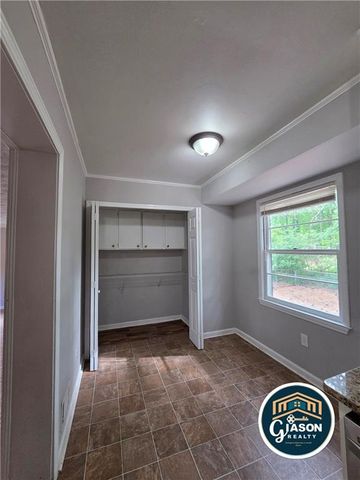 1227 Dove Court, Morrow, GA 30260