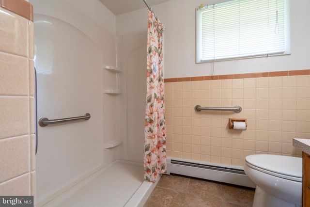 3106 KUTZTOWN RD, East Greenville, PA 18041