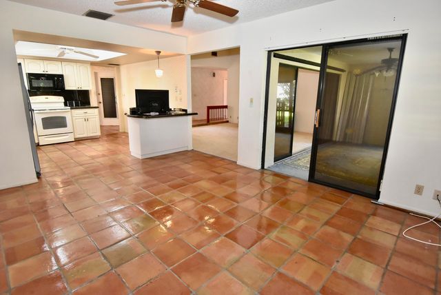 18101 Grove Avenue, Boca Raton, FL 33498