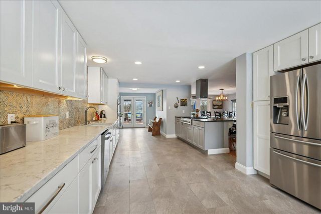 9500 HOLSEY RD, Damascus, MD 20872