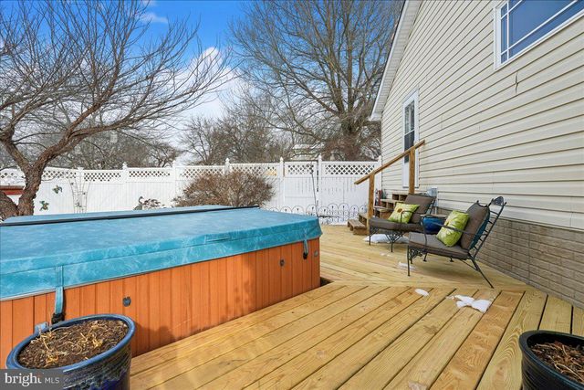 9500 HOLSEY RD, Damascus, MD 20872