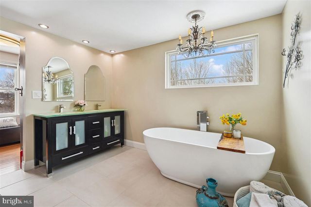 9500 HOLSEY RD, Damascus, MD 20872