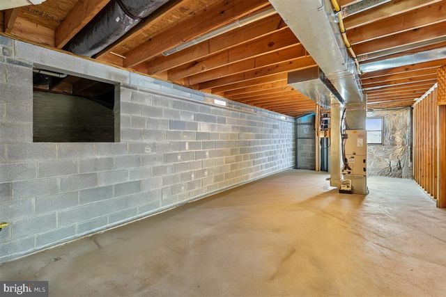 9500 HOLSEY RD, Damascus, MD 20872