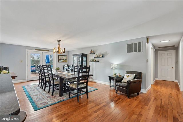 9500 HOLSEY RD, Damascus, MD 20872