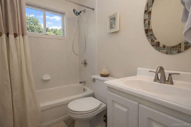 9 Mount Ridge Court, Monroe, NY 10950