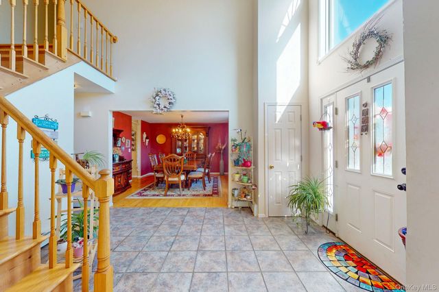 9 Mount Ridge Court, Monroe, NY 10950