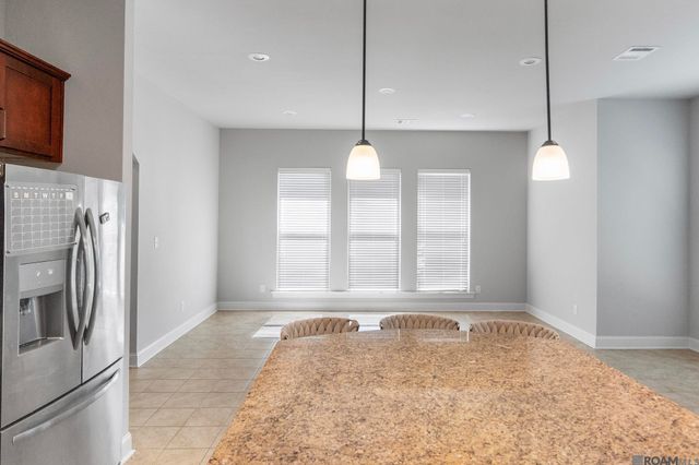 18032 River Landing Dr, Prairieville, LA 70769