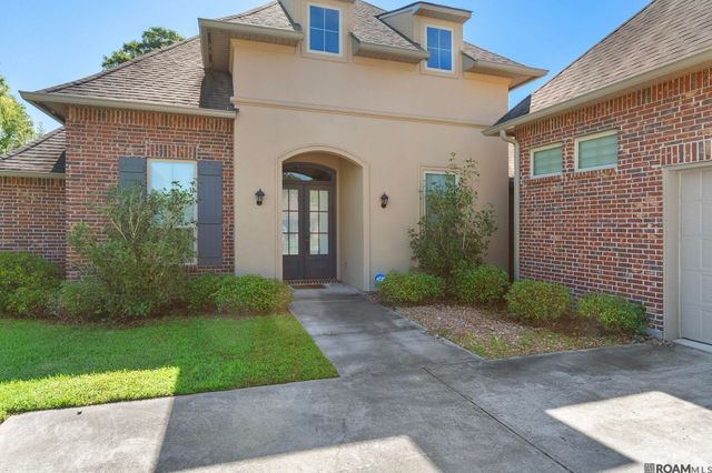 18032 River Landing Dr, Prairieville, LA 70769
