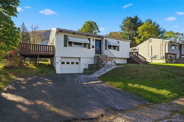 2 Crescent Drive, Beacon, NY 12508
