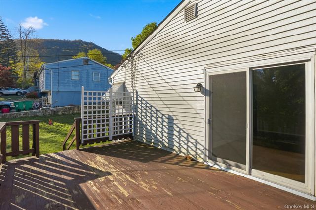 2 Crescent Drive, Beacon, NY 12508
