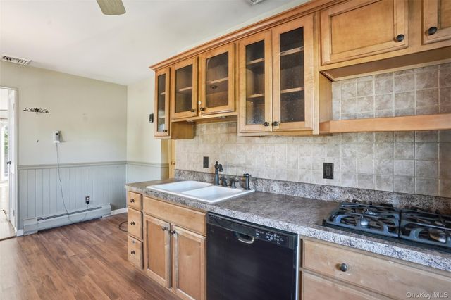 2 Crescent Drive, Beacon, NY 12508