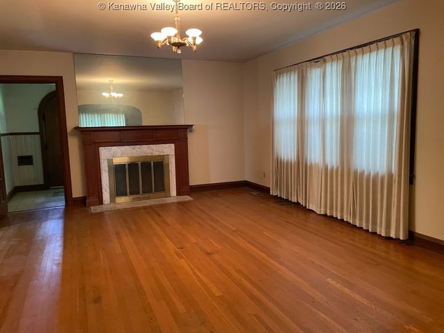 4008 Staunton Avenue Se, Charleston, WV 25304