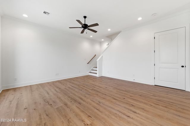 905 Broyles Street 400, Youngsville, LA 70592