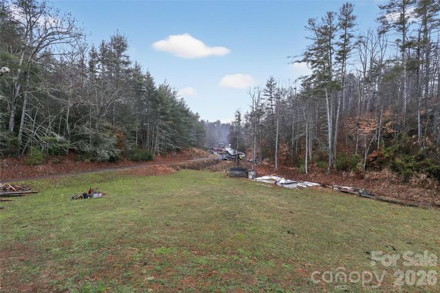 284 Paul Gosnell Road, Marshall, NC 28753