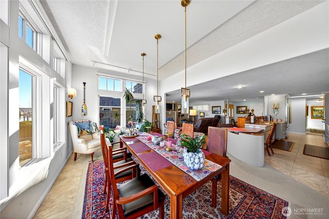 1911 Bay Place, Anacortes, WA 98221