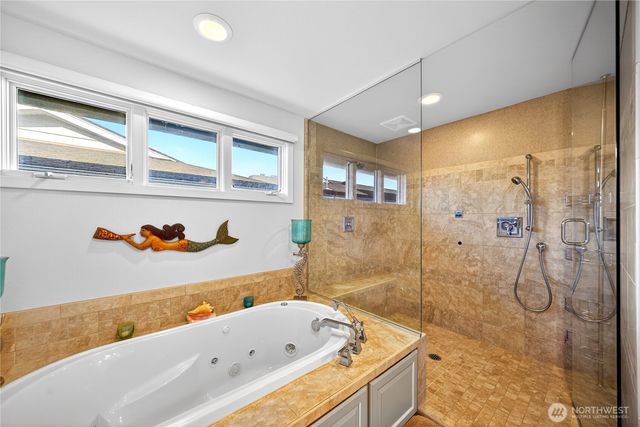 1911 Bay Place, Anacortes, WA 98221