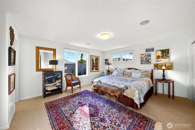 1911 Bay Place, Anacortes, WA 98221