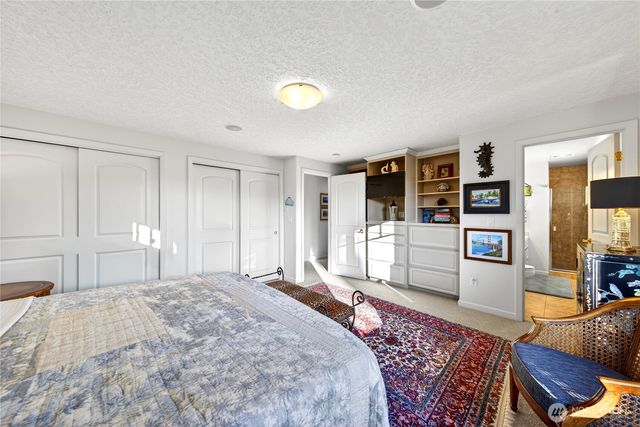 1911 Bay Place, Anacortes, WA 98221