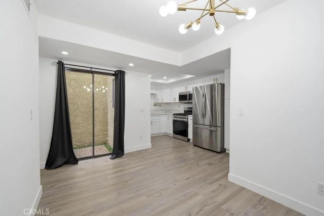 44200 Kingtree 16, Lancaster, CA 93534