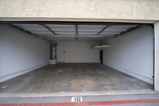 44200 Kingtree 16, Lancaster, CA 93534