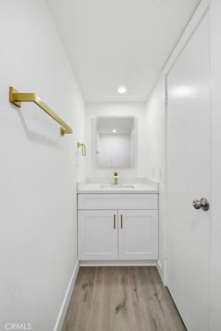 44200 Kingtree 16, Lancaster, CA 93534