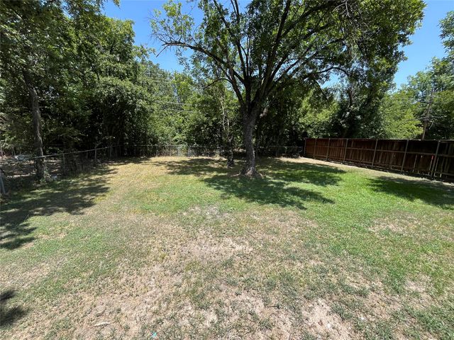 11303 Trail Lane, Balch Springs, TX 75180