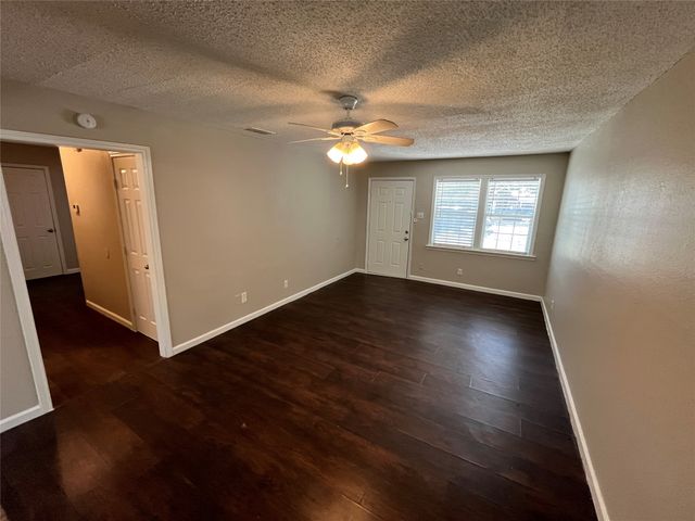 11303 Trail Lane, Balch Springs, TX 75180