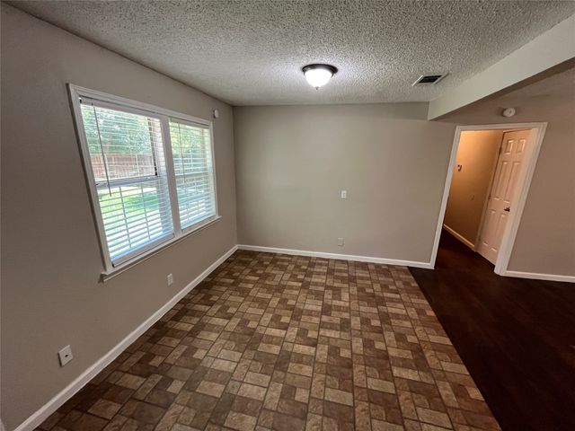 11303 Trail Lane, Balch Springs, TX 75180