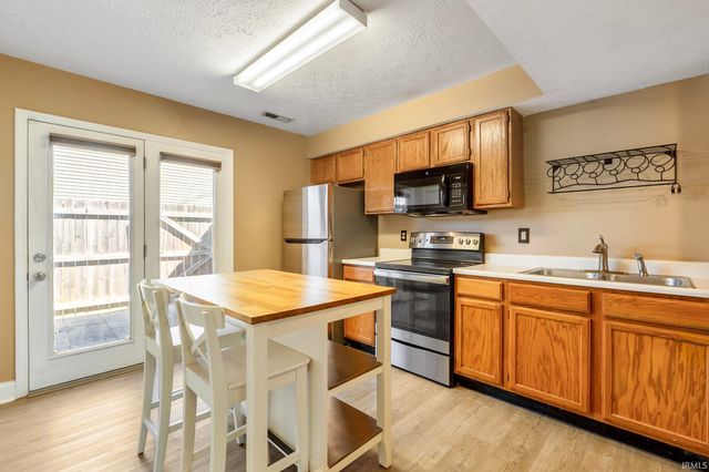 765 E Sherwood Hills Drive, Bloomington, IN 47401