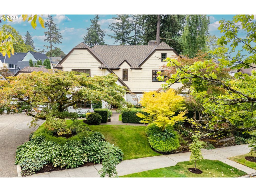 2908 Se TOLMAN St, Portland, OR 97202