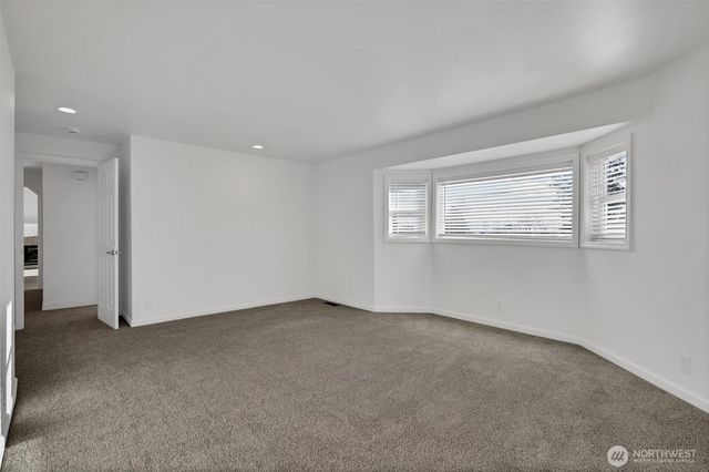 6230 S Langston Road, Seattle, WA 98178