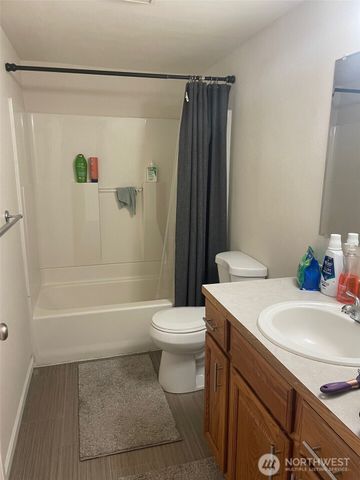 6230 S Langston Road, Seattle, WA 98178