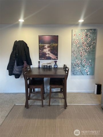 6230 S Langston Road, Seattle, WA 98178