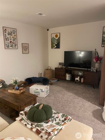 6230 S Langston Road, Seattle, WA 98178