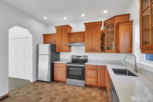 6230 S Langston Road, Seattle, WA 98178