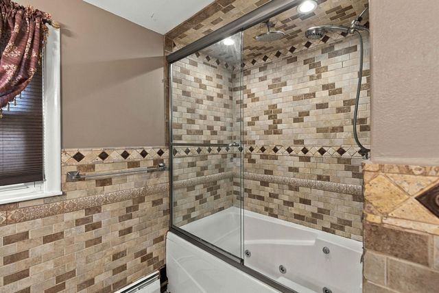 1 SCOTLAND Avenue, Salem, NH 03079