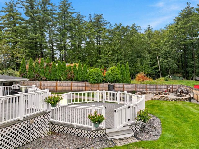 1 SCOTLAND Avenue, Salem, NH 03079