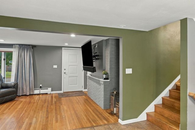 1 SCOTLAND Avenue, Salem, NH 03079