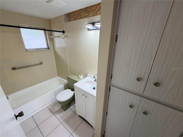 6330 PENNSYLVANIA AVENUE, New Port Richey, FL 34653