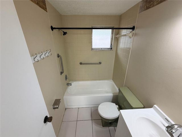6330 PENNSYLVANIA AVENUE, New Port Richey, FL 34653