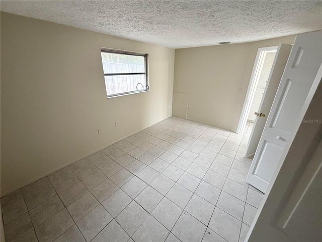 6330 PENNSYLVANIA AVENUE, New Port Richey, FL 34653